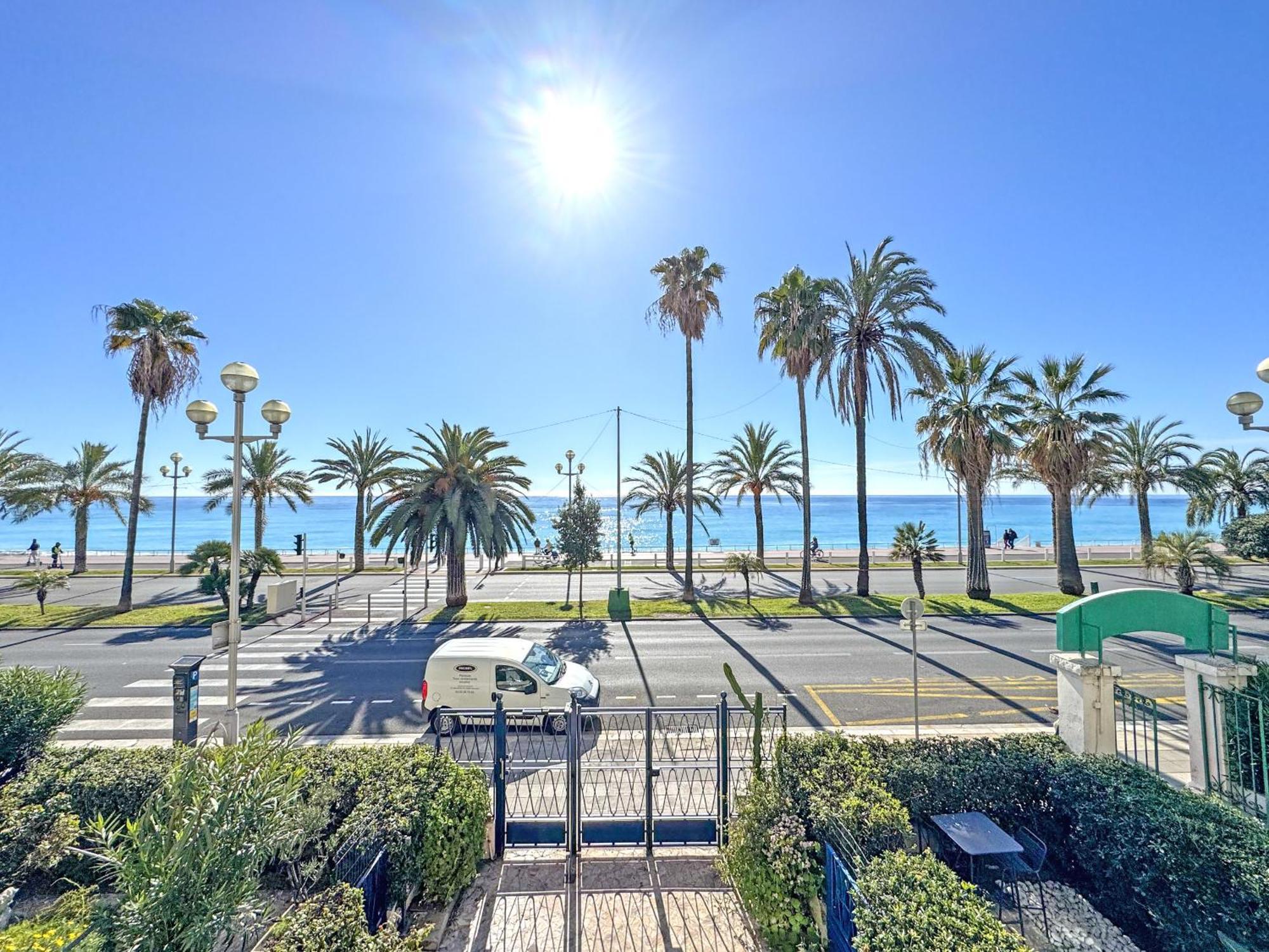 Promenade Holiday - Suffren Beach Nice Exterior foto