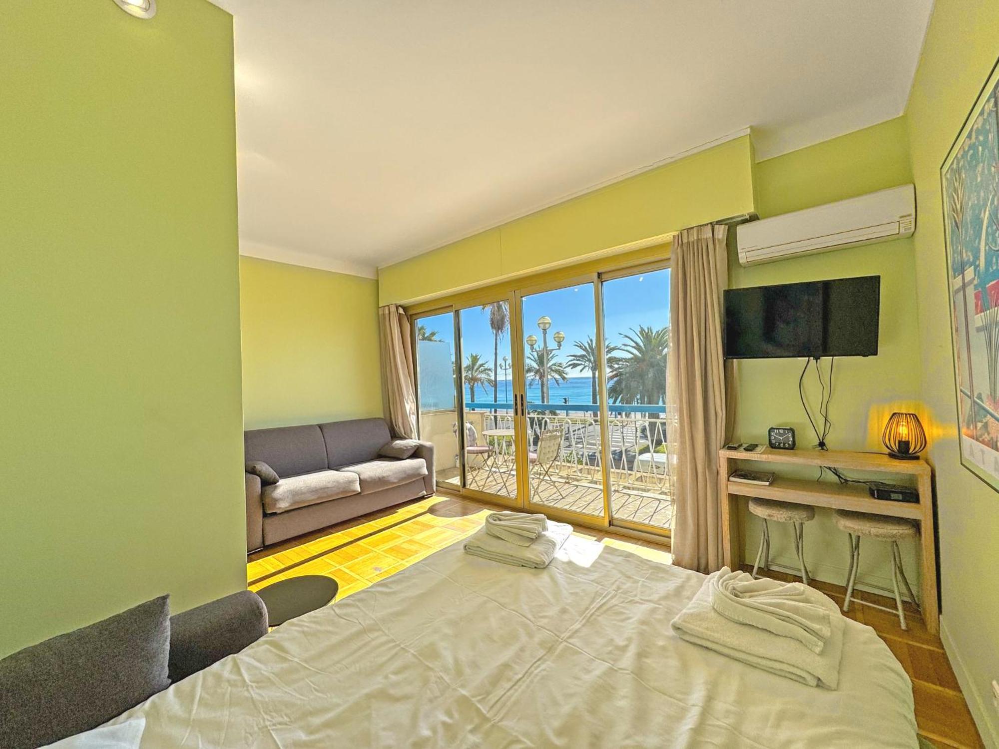 Promenade Holiday - Suffren Beach Nice Exterior foto